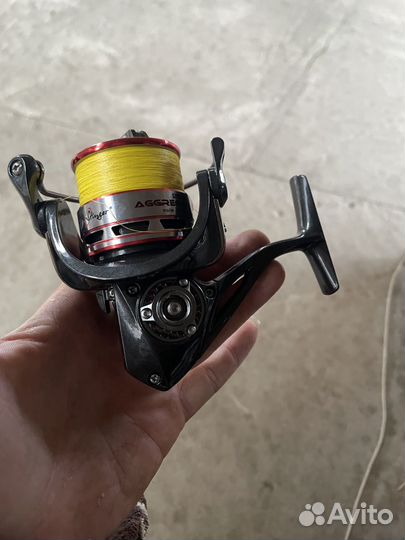 Катушка рыболовная stinger