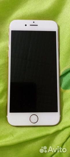 Телефон iPhone 6s