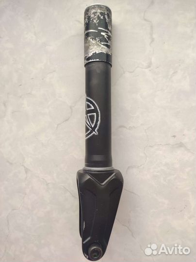 Вилка для трюкового самоката