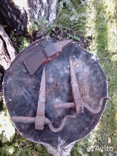 Петли дверные, топор