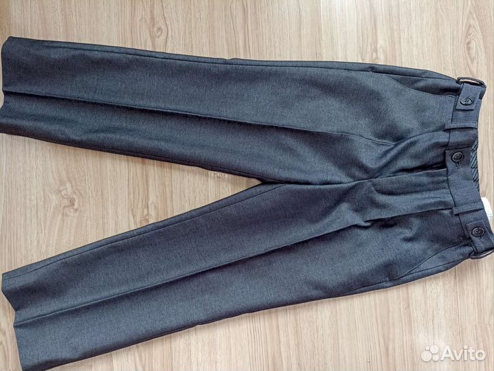 Школьный костюм серый фирмы Sky lake 124-126 см