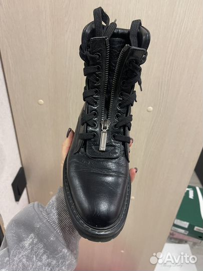 Ботинки женские 37 размер