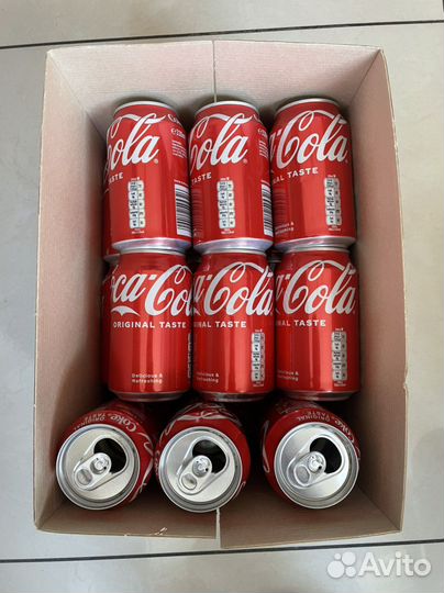 Банки Coca-Cola