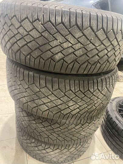 Continental ContiVikingContact 7 235/45 R18