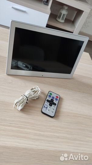 Цифровая фоторамка Digma PF-106M