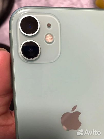 iPhone 11 на 64 гб б/у