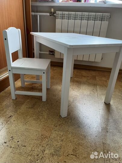 Детский стол и стул IKEA