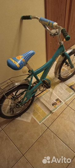 Детский велосипед двухколёсный с доп колёсиками