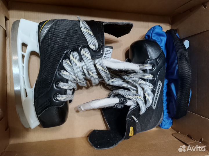 Хоккейные коньки bauer