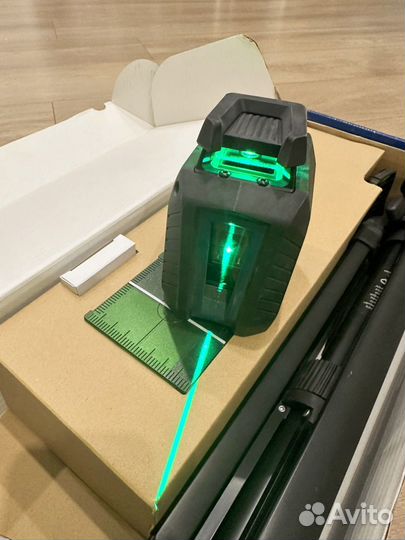 Лазерный уровень Bosch GLL 2-20 + BT 150