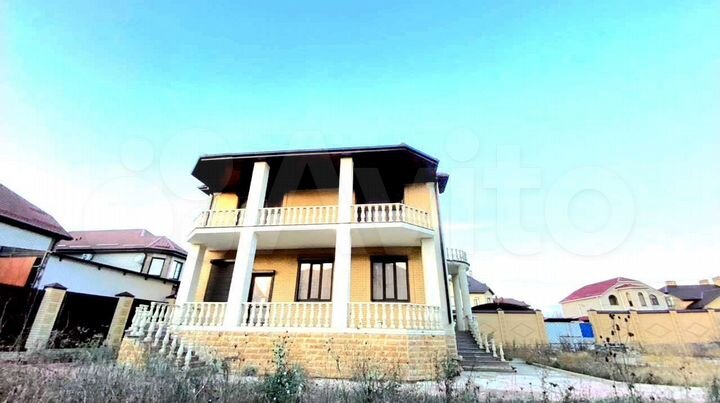 Дом 390 м² на участке 16 сот.