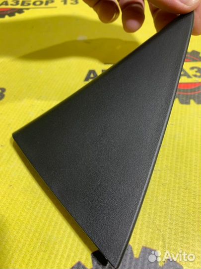 Накладка рамки двери задняя правая Kia Ceed 3 CD