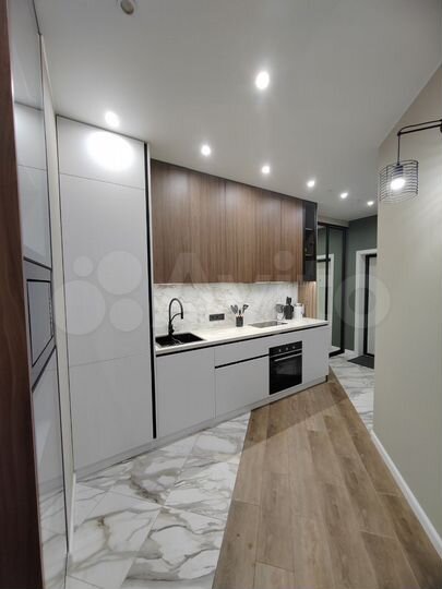 2-к. квартира, 52 м², 10/12 эт.