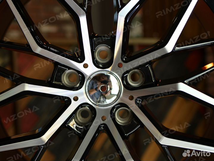 Литые диски Vorsteiner R17 для Mazda. Рассрочка