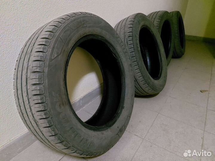 Hankook Vantra LT RA18 215/65 R17 104T