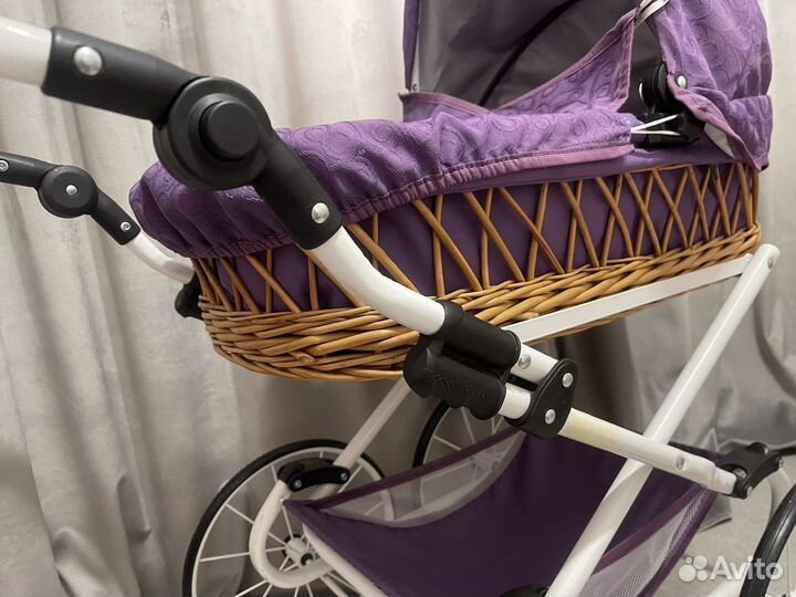 Коляска для кукол
