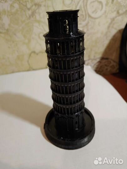 Пизанская башня фигурка