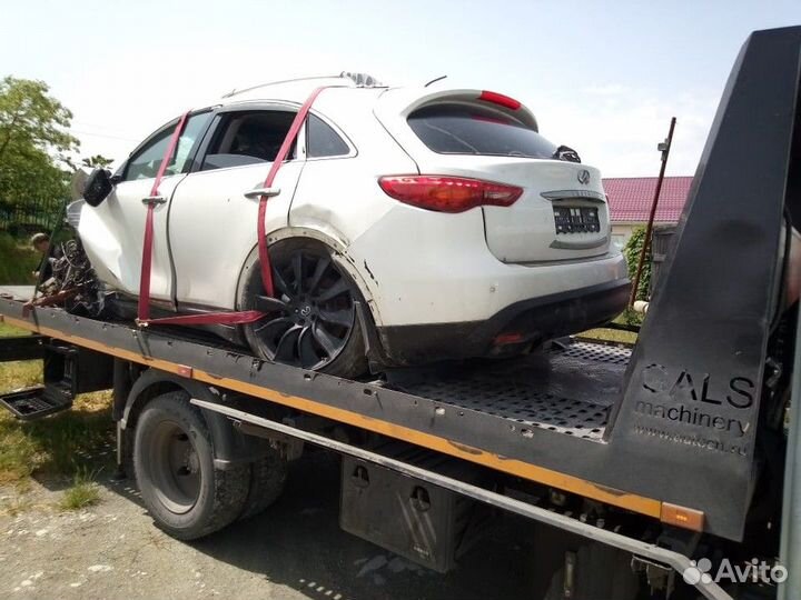 Infiniti QX70 2014г (дизель) 3.0 AT по запчастям