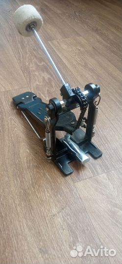 Педаль для бас барабана