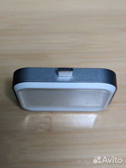 Зарядное устройство для AirPods и Apple Watch