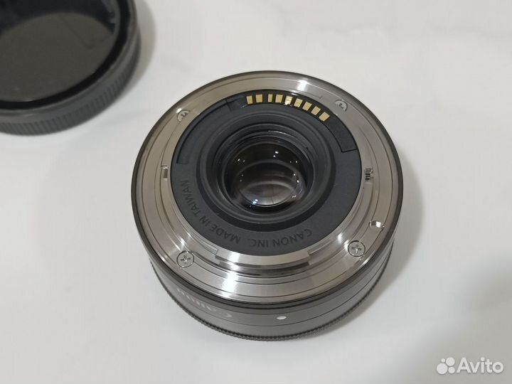 Объектив Canon 22 f2