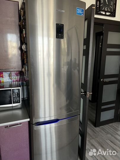 Холодильник samsung