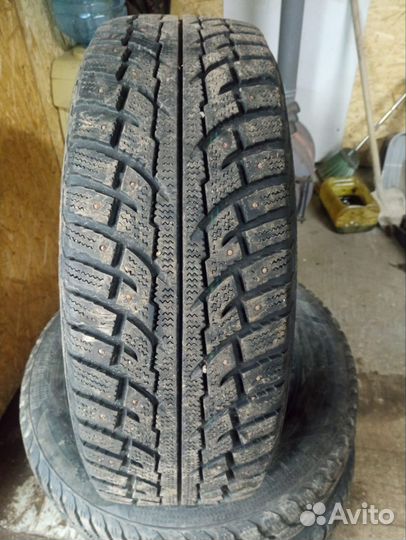 Зимняя резина 235 65 17 бу