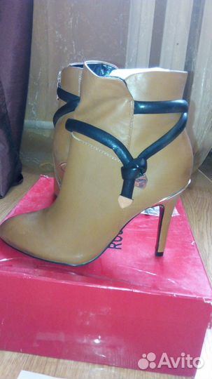 Кожаные ботильоны