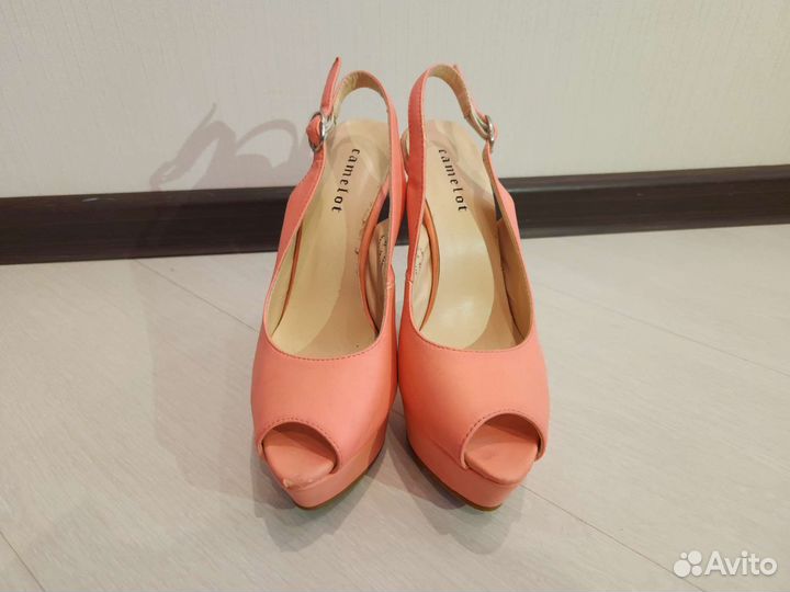 Босоножки женские 38 размер