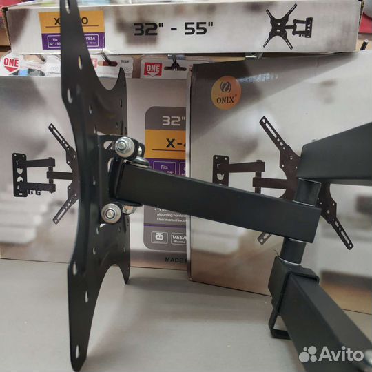 Кронштейн наклонно-поворотный