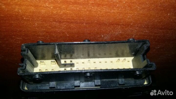Блок управления центральным замком Opel Vectra 1.8