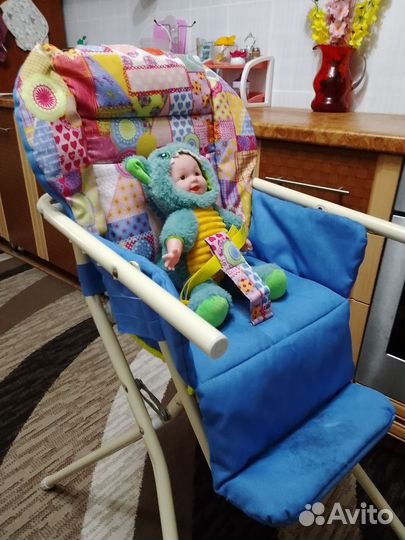 Детский стульчик для кормления с столиком