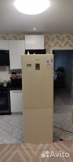 Холодильник б/у samsung