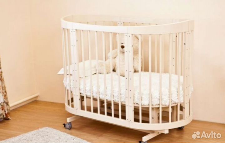 Кроватка-трансформер с круглым и овальным матрасом