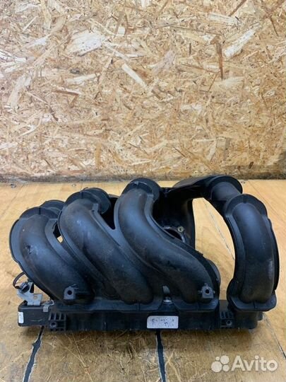 Коллектор впускной Ford Focus 2 shda 2008