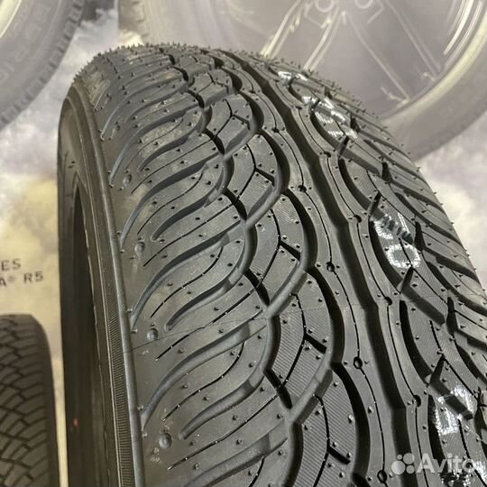 Yokohama Parada Spec-X PA02 285/35 R23