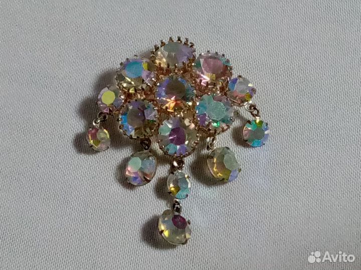 Броши,колье,подвески времён СССР