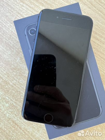 iPhone 8, 256 ГБ