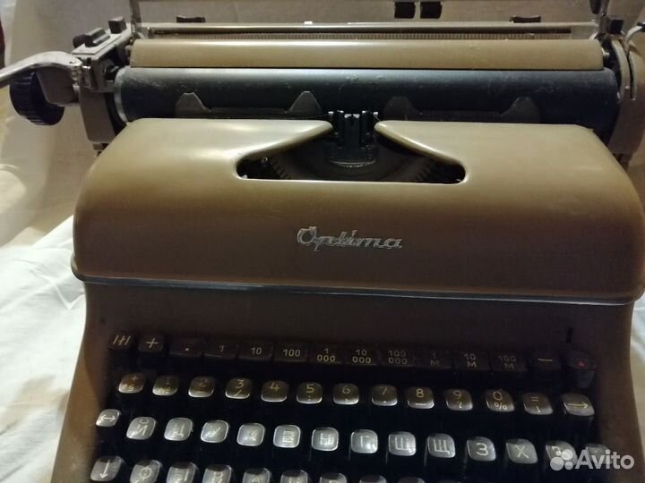 Пишущая машинка Optima