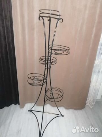 Подставка, стойка для цветов