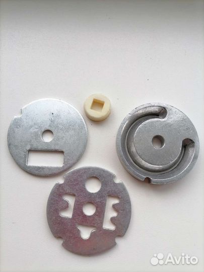 Запчасть для ручной мясорубки СССР