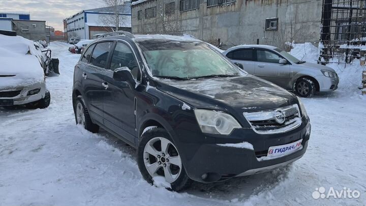 Крышка головки блока (клапанная) левая Opel Antara (С105)