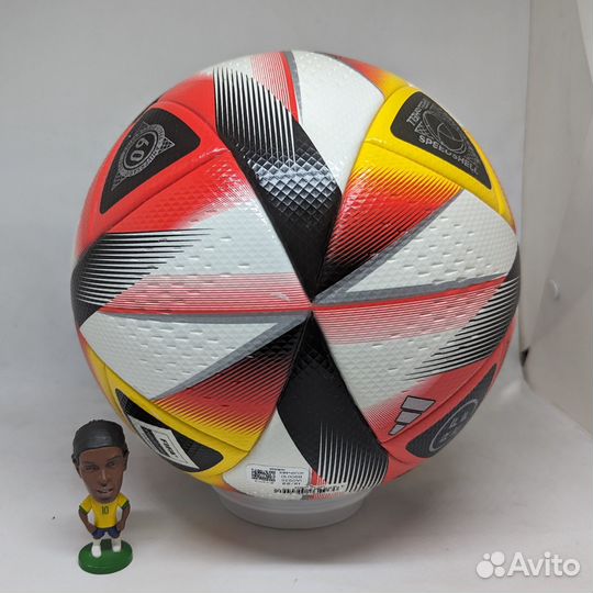 Предзаказ футбольного мяча Amberes Кубка Испании24