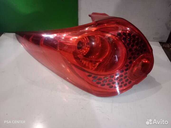 Фонарь левый Peugeot 207 SW универсал