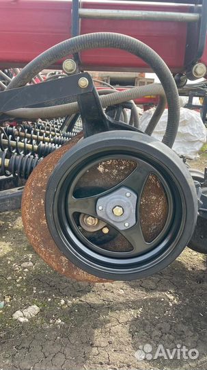 Спицевые колеса (колеса сеялки контроля глубины)