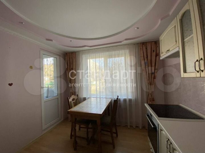 3-к. квартира, 70 м², 2/9 эт.