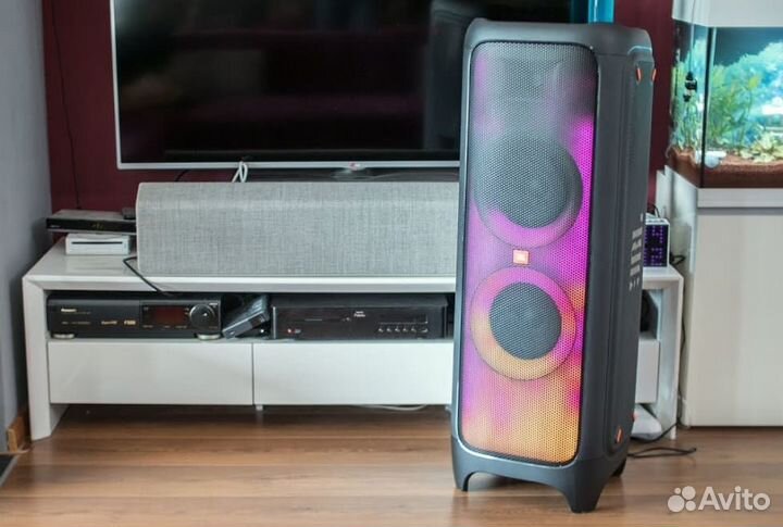 Портативная акустическая система JBL PartyBox 1000