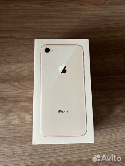 iPhone 8, 64 ГБ