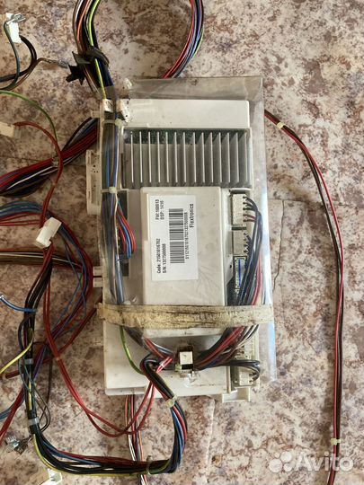 Запчасти на стиральную машину хотпоинт-аристон