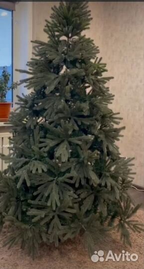 Ель искуственная 210